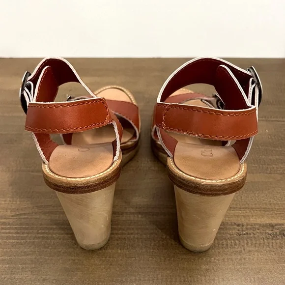Chloe Wood Heel Wedge Sandals 38.5 - Picture 3 of 11